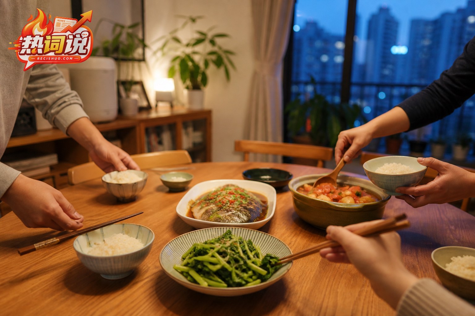 周五傍晚几个人正在摆放家常饭菜的温暖餐桌
